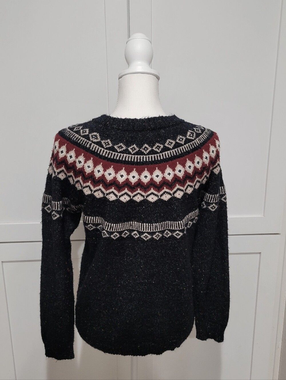 Weatherproof Vintage Women's Fair Isle Knit Sweater Gray Black & Red Large - Picture 4 of 7